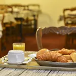 Nord Hotel 2*